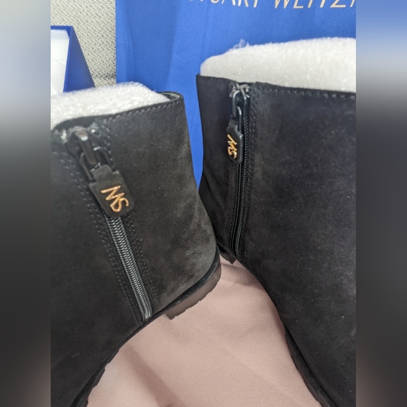 Stuart Weitzman black velvet flat boots sz 7.5 - Picture 2 of 8
